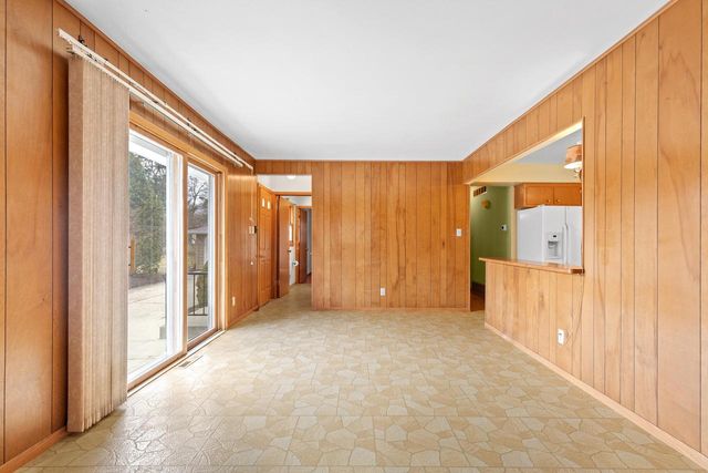 6061 S 19th STREET, Milwaukee, WI 53221