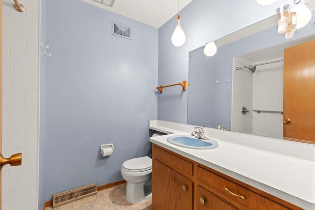 6061 S 19th STREET, Milwaukee, WI 53221