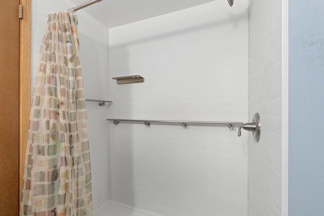 6061 S 19th STREET, Milwaukee, WI 53221