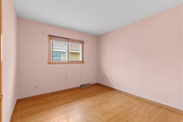 6061 S 19th STREET, Milwaukee, WI 53221