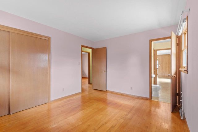 6061 S 19th STREET, Milwaukee, WI 53221