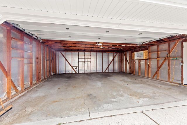 6061 S 19th STREET, Milwaukee, WI 53221