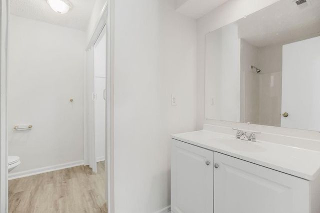 2915 E 77th Terrace, Kansas City, MO 64132