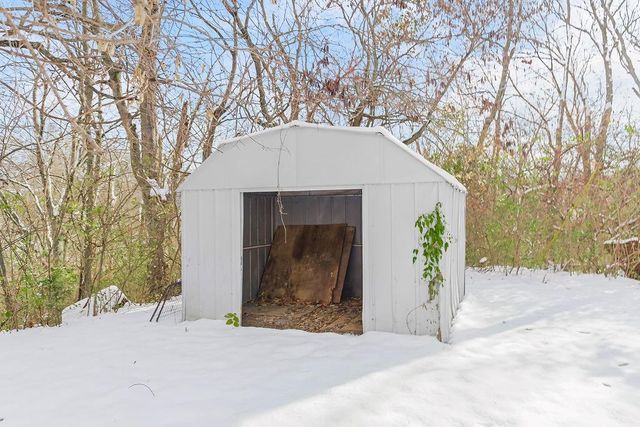 2915 E 77th Terrace, Kansas City, MO 64132