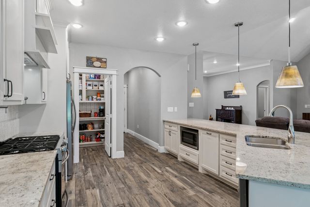 234 County Rd 2309, Mineola, TX 75773