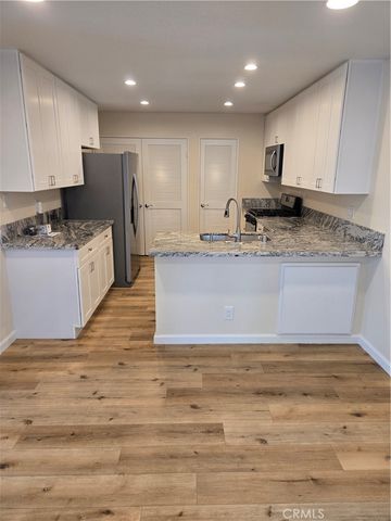 22 Exeter 23, Irvine, CA 92612