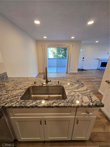 22 Exeter 23, Irvine, CA 92612