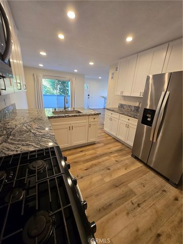 22 Exeter 23, Irvine, CA 92612