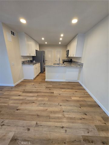 22 Exeter 23, Irvine, CA 92612