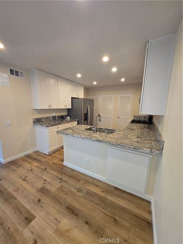 22 Exeter 23, Irvine, CA 92612