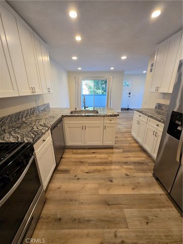 22 Exeter 23, Irvine, CA 92612