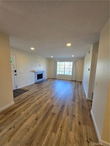 22 Exeter 23, Irvine, CA 92612