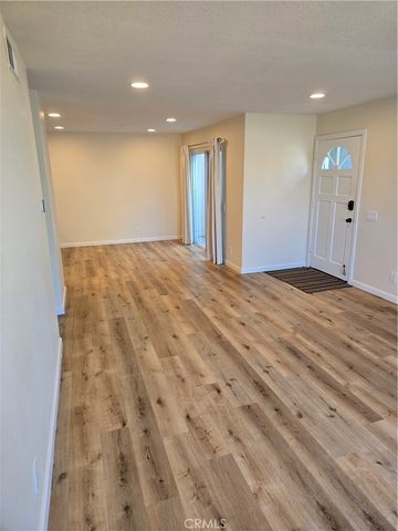 22 Exeter 23, Irvine, CA 92612