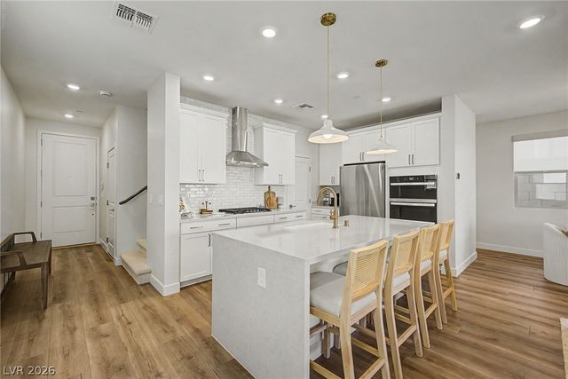 1575 Crested Eagle Street, Las Vegas, NV 89138