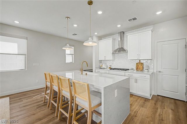 1575 Crested Eagle Street, Las Vegas, NV 89138