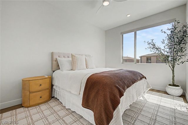 1575 Crested Eagle Street, Las Vegas, NV 89138
