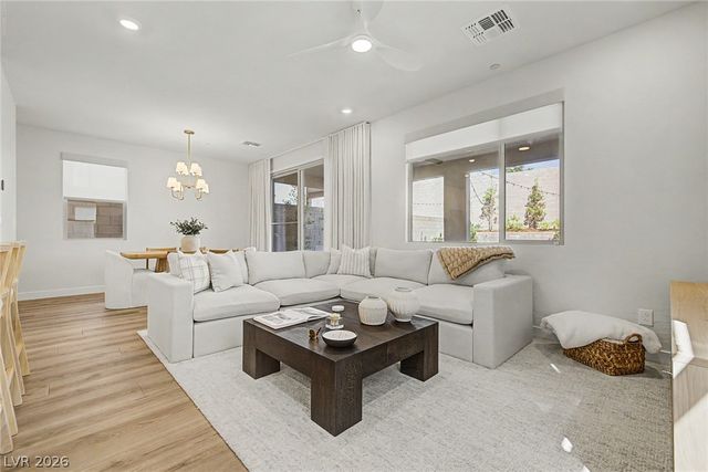 1575 Crested Eagle Street, Las Vegas, NV 89138