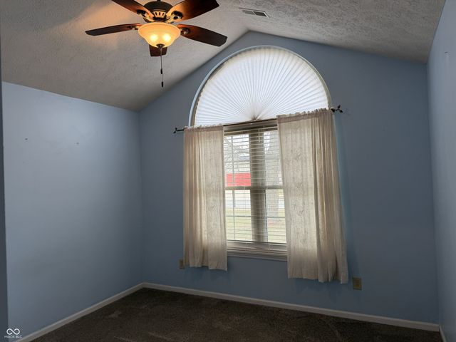 1049 Bumblebee Way, Greenfield, IN 46140