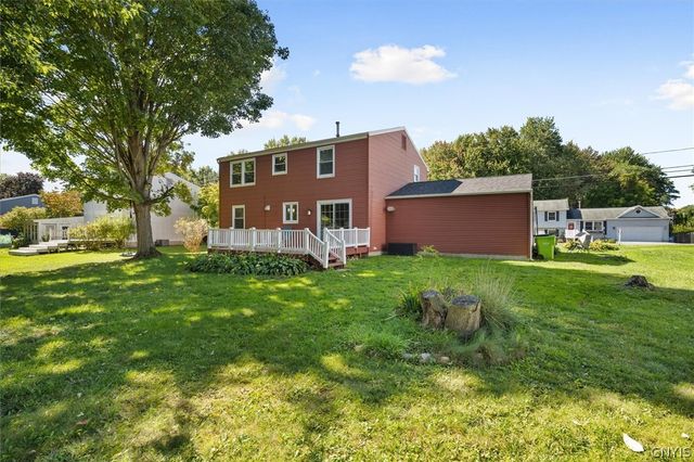 122 Smokey Hollow Rd, Lysander, NY 13027