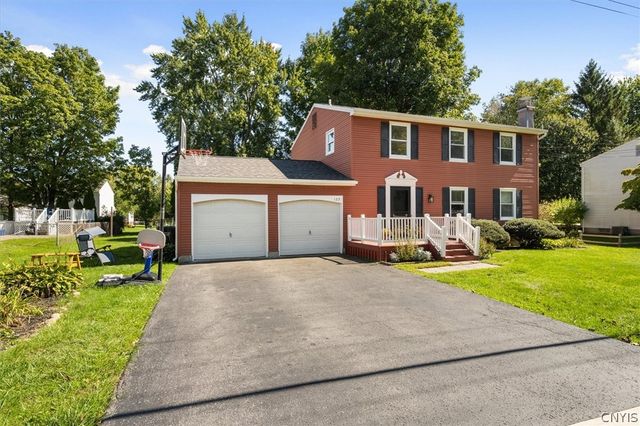 122 Smokey Hollow Rd, Lysander, NY 13027