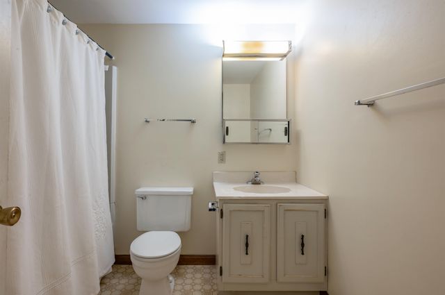 4 Brookside Terrace, Nashua, NH 03060