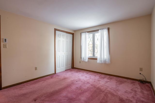 4 Brookside Terrace, Nashua, NH 03060