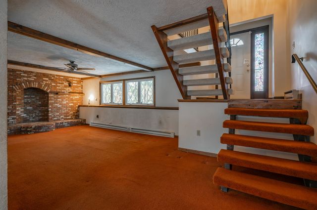 4 Brookside Terrace, Nashua, NH 03060