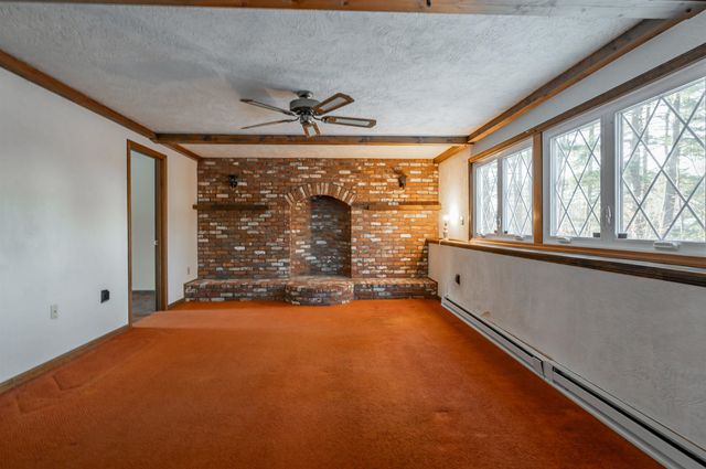 4 Brookside Terrace, Nashua, NH 03060