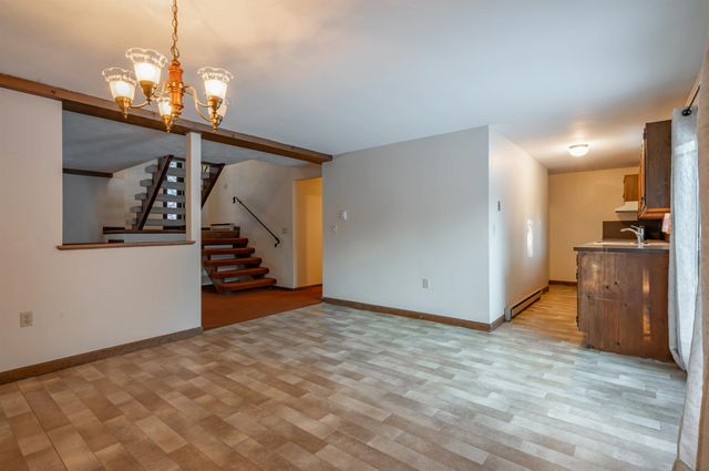 4 Brookside Terrace, Nashua, NH 03060