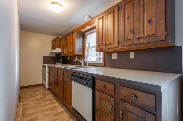 4 Brookside Terrace, Nashua, NH 03060