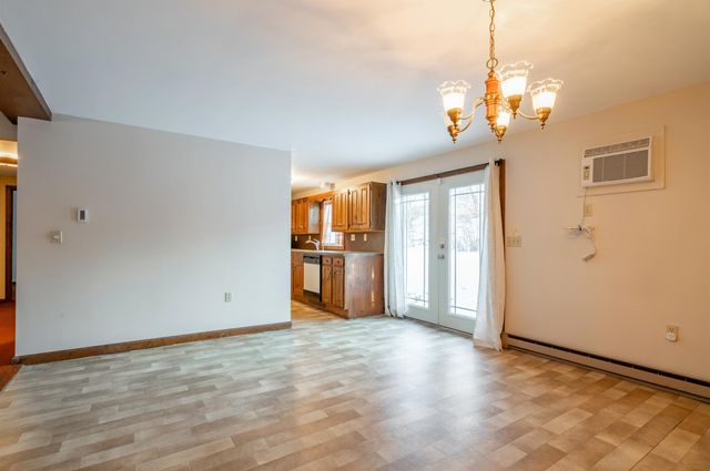 4 Brookside Terrace, Nashua, NH 03060