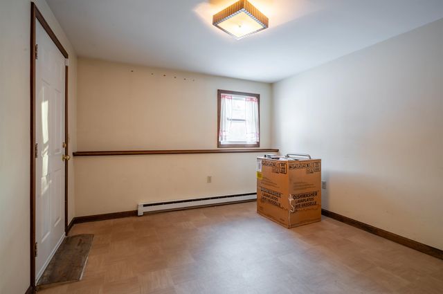 4 Brookside Terrace, Nashua, NH 03060