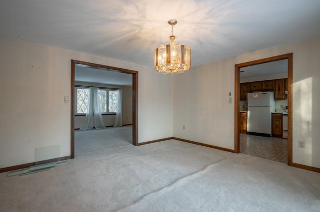 4 Brookside Terrace, Nashua, NH 03060