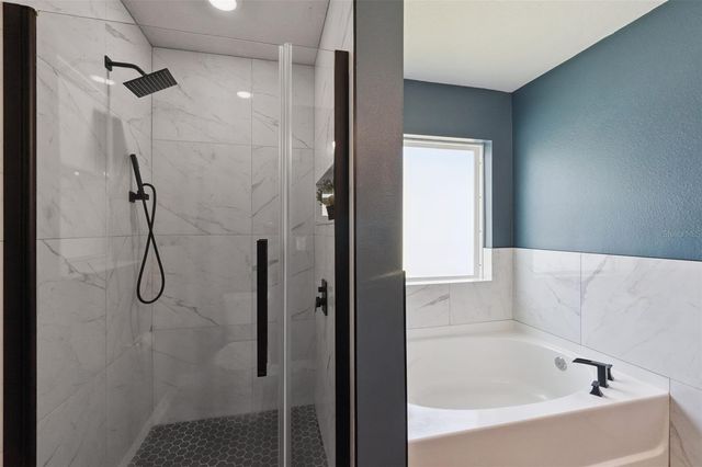 3028 LAKES CREST AVENUE, St Cloud, FL 34772