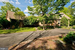 300 STONYMEADE DR, Winchester, VA 22602