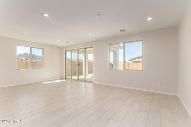 5036 W ROUNDHOUSE Road, Laveen, AZ 85339