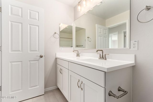 5036 W ROUNDHOUSE Road, Laveen, AZ 85339