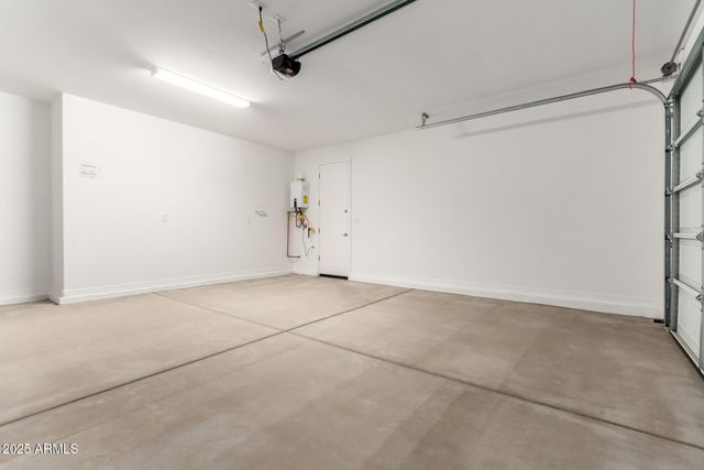 5036 W ROUNDHOUSE Road, Laveen, AZ 85339