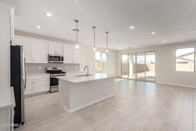 5036 W ROUNDHOUSE Road, Laveen, AZ 85339