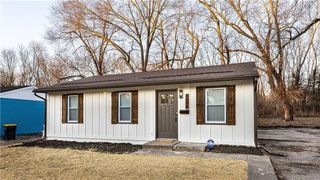 4000 Oakley Avenue, Kansas City, MO 64130