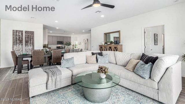 771 W Calle Lupa, Sahuarita, AZ 85629