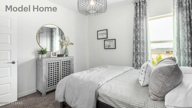 771 W Calle Lupa, Sahuarita, AZ 85629