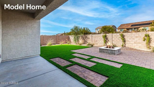 771 W Calle Lupa, Sahuarita, AZ 85629