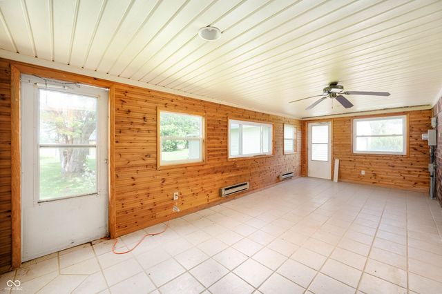 5081 N 500 W, Fairland, IN 46126