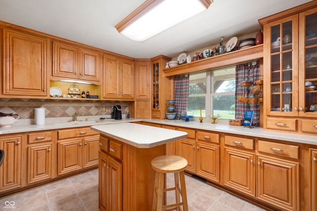 5081 N 500 W, Fairland, IN 46126