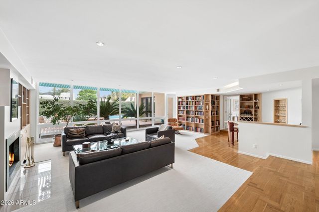 8709 N 11Th Avenue, Phoenix, AZ 85021