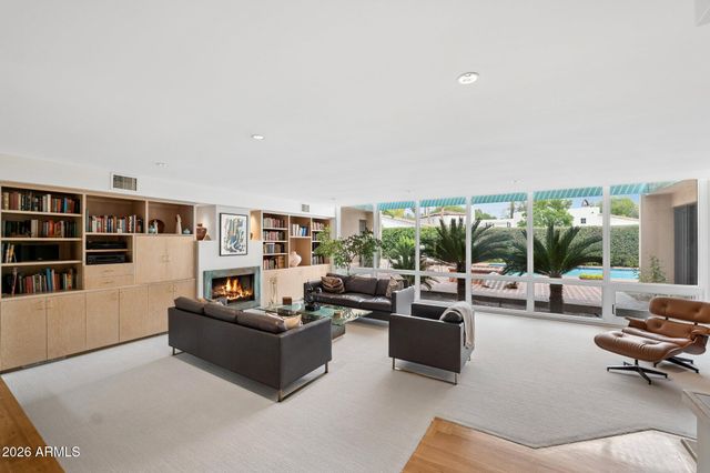 8709 N 11Th Avenue, Phoenix, AZ 85021