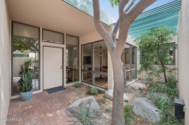 8709 N 11Th Avenue, Phoenix, AZ 85021