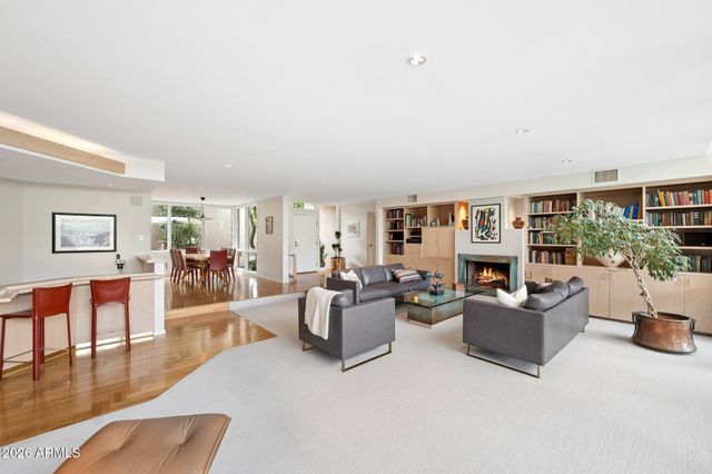 8709 N 11Th Avenue, Phoenix, AZ 85021