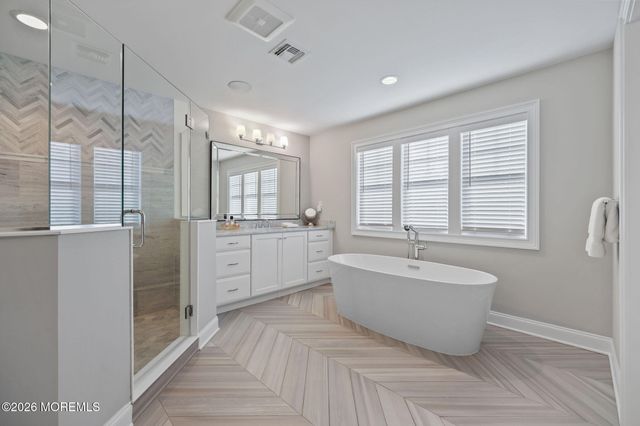 12 Captiva Lane, Marlboro, NJ 07746